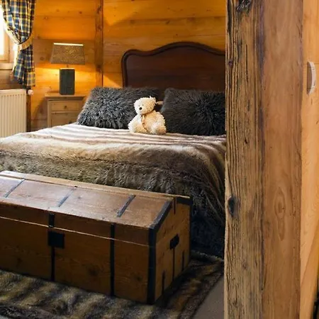 Chalet-hotel Les Cimes 4*