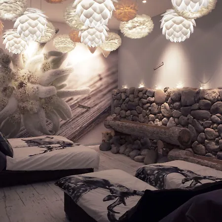 מלון Chalet-hotel & Les Cimes