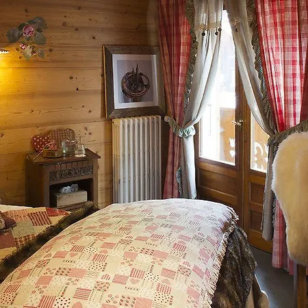 Chalet-hotel & Les Cimes מלון 4*
