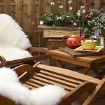 Hotel Chalet-hotel & Les Cimes 4*