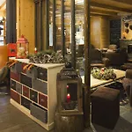Chalet-hotel & Les Cimes Hotel