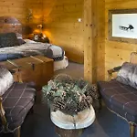 Chalet-hotel & Les Cimes
