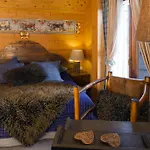 Chalet-hotel & Les Cimes