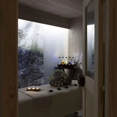Chalet-hotel & Les Cimes